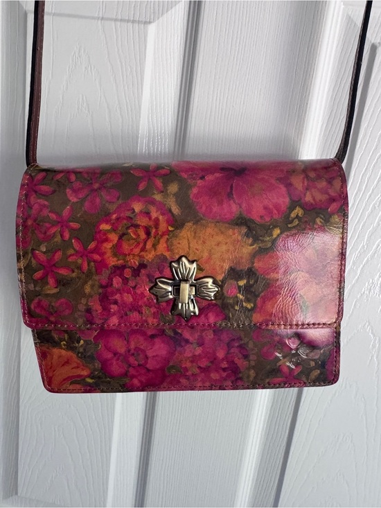 Patricia Nash Handbags - 🆕 Patricia Nash Leather Crossbody Floral Oil Painting Consilina Purse